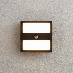 Lucande udendørs LED-væglampe Gylfi, 20 cm, sort, sensor