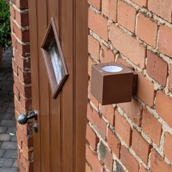 Lucande udendørs LED-væglampe Jarno, rust, metal, 9 cm