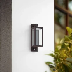 Lucande udendørs LED-væglampe Ferdinand, rust, sensor, IP54