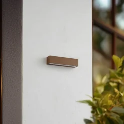 Lucande udendørs LED-væglampe Lengo, 25 cm, brun, down, 3000K