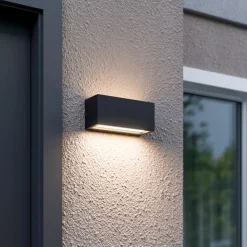 Lucande udendørs væglampe Bente, antracit, bredde 25 cm, IP54