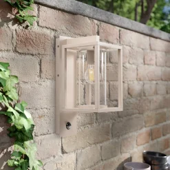 Lucande udendørs væglampe Ferda, sensor, pendel, beige, IP44