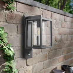 Lucande udendørs væglampe Ferda, sensor, antracit, IP44