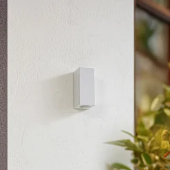 Lucande udendørs væglampe Xava, op/ned, hvid, 2 lyskilder, GU10