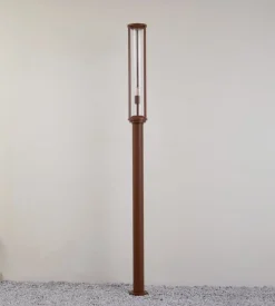 Lucande udendørslampe Alivaro, rustfarvet, 220 cm, E27, IP65