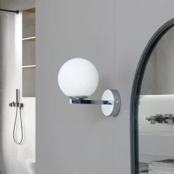 Lucande væglampe Bidolo, kromfarvet, glas, Ø 12 cm, IP44