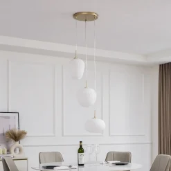 Lucande-pendel Quinara, 3-lys, opal, glas, Ø 52 cm