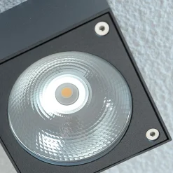 Lukas - terningeformet LED-udendørsloftslampe