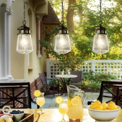 Lyndon udendørs pendellampe med glasskærm