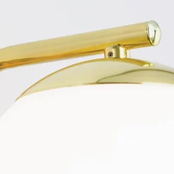 Madis væglampe med glaskugle, mat messing