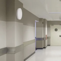 Madison LED-loftslampe til badeværelset med bevægelsesdetektor