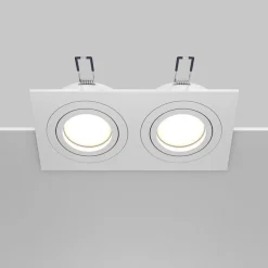 Maytoni indbygningslampe Atom, hvid, 2 lyskilder, 17,5 x 9,2 cm