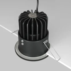 Maytoni Zoom LED-indbygningslampe 930 IP65 rund triac, sort