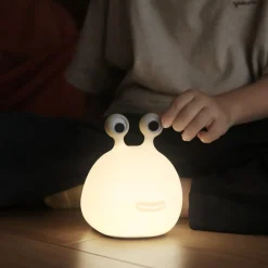 Momo Moon LED-natlys med batteri og USB