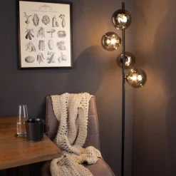 Neptun gulvlampe med røgglaskugler, sort