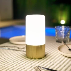 Newgarden LED-bordlampe Maia messingfarvet IP54 RGBW