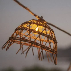 Newgarden LED-lyskæde Alma, træfarvet, PVC, IP44