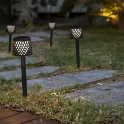 Newgarden LED-solcellelampe Gretita, sort, jordspyd, 4 stk