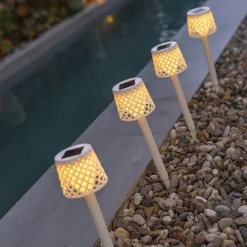 Newgarden LED-solcellelampe Gretita, hvid, jordspyd, sæt med 4 stk