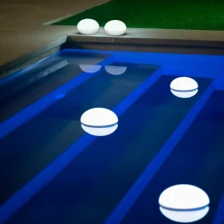 Newgarden LED-vandlampe Coco, IP68, RGBW