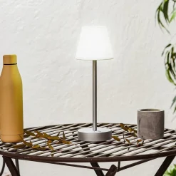 Newgarden Lola Slim LED-bordlampe, batteri, grå