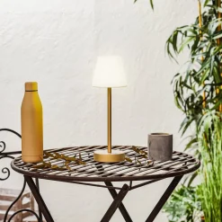 Newgarden Lola Slim LED-bordlampe batteri, messing