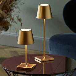 Nuindie LED genopladelig bordlampe, USB-C, guld, IP54, dæmpbar