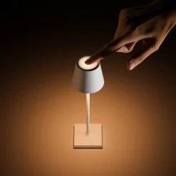 Nuindie pocket LED genopladelig bordlampe, hvid, IP54, dæmpbar