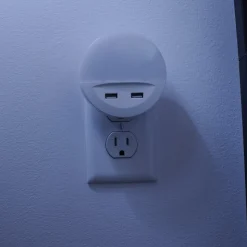 OSRAM LED-stikkontaktnattelys LUNETTA USB, hvid, Ø 9 cm