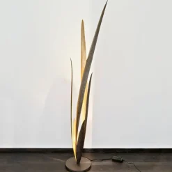 Palustre - en dekorativ gulvlampe