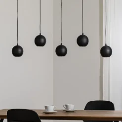 Pendellampe Midnight helt i sort 5 lyskilder