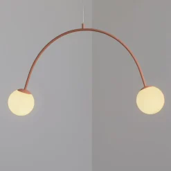 Pendellampe Una 2, metal, glas, 2 lyskilder, koralrød