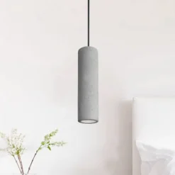 Phenix hængelampe af beton, aflang