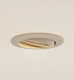 Prios forsænket loftlampe Fibur, beige, aluminium, Ø 8,2 cm