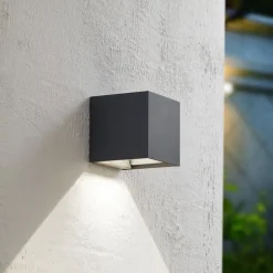 Prios LED-væglampe med solceller Lius, højde 15 cm, bevægelsessensor