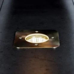 Prios Riya nedgravningslampe, kantet, stål