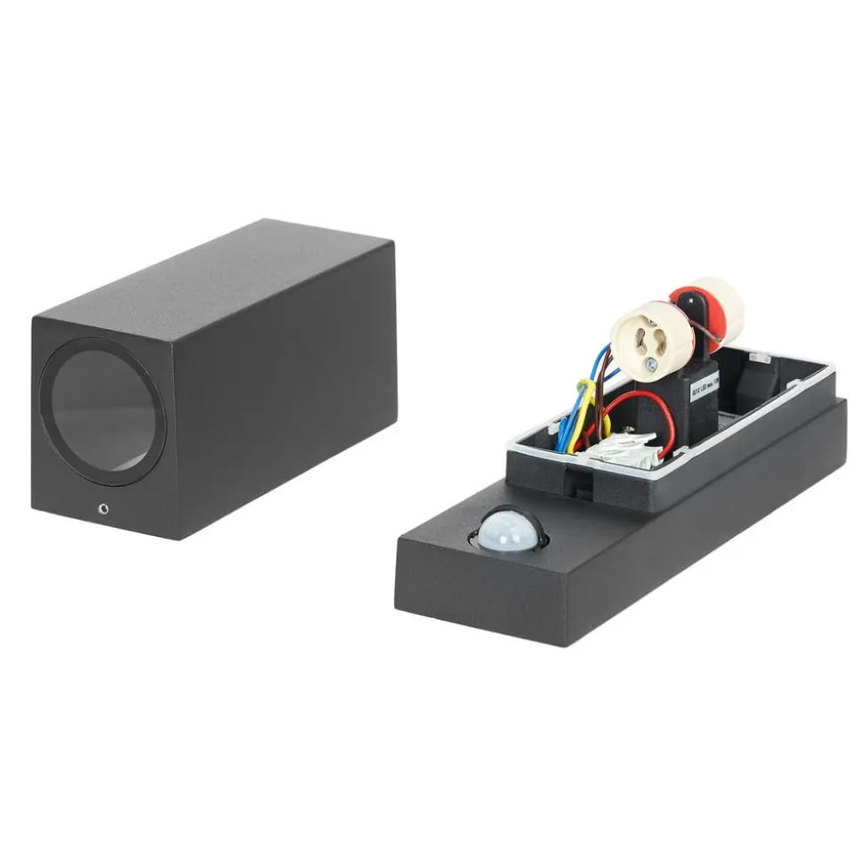 Prios udendørs væglampe Tetje, sort, kantet, sensor