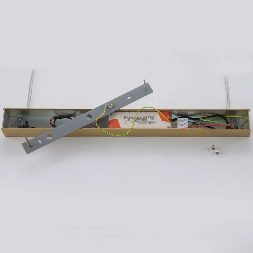 Quitani LED-pendellampe Tolu, længde 119 cm, messing