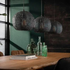 Setengah hængelampe, 3 lyskilder, runde skærme