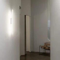 SLV LED-væglampe til badeværelset One Linear, 52 cm, hvid, metal, CCT