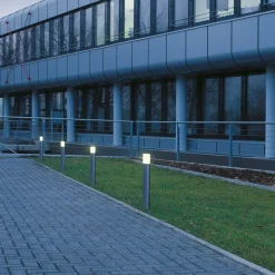 SLV vejlampe Roxy akryl, højde 90 cm, grå, stål