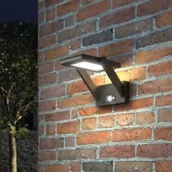 Solcelledrevet LED-udendørsvæglampe Valerian