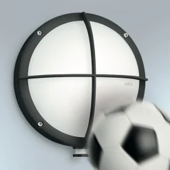 STEINEL L 331 S udendørs væglampe, sensor, gitter