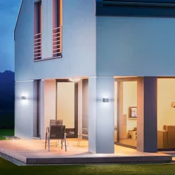 STEINEL L 830 SC Udendørs væglampe med sensor, sølv