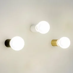 Ten - minimalistisk væglampe satingylden