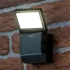Theben udendørs LED-væglampe theLeda S8-100, sort, sensor