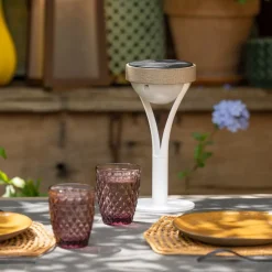 Tyble LED solcellebordlampe, hvid/teak, 2.700 K, 200 lm