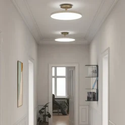 UMAGE LED-loftlampe Asteria UP PLUS, perlehvid, Ø 60 cm CCT