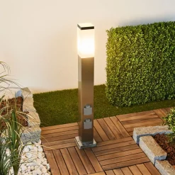 Vejlampe 400166, stål med 2 stikkontakter