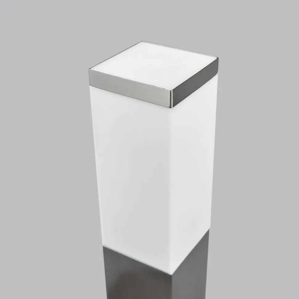 Vejlampe 400166, stål med 2 stikkontakter